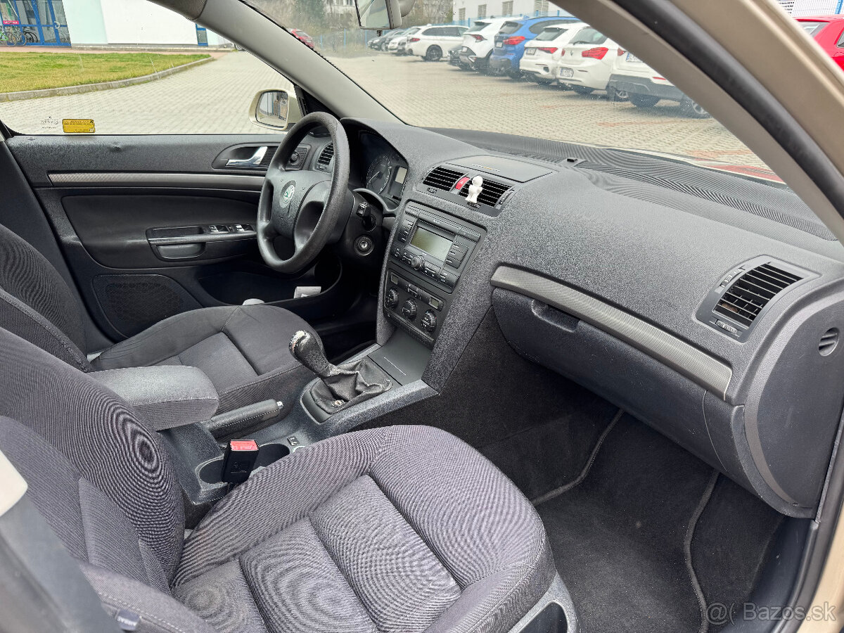 Predám Škoda Octavia 1.9 TDI Ambiente - 11