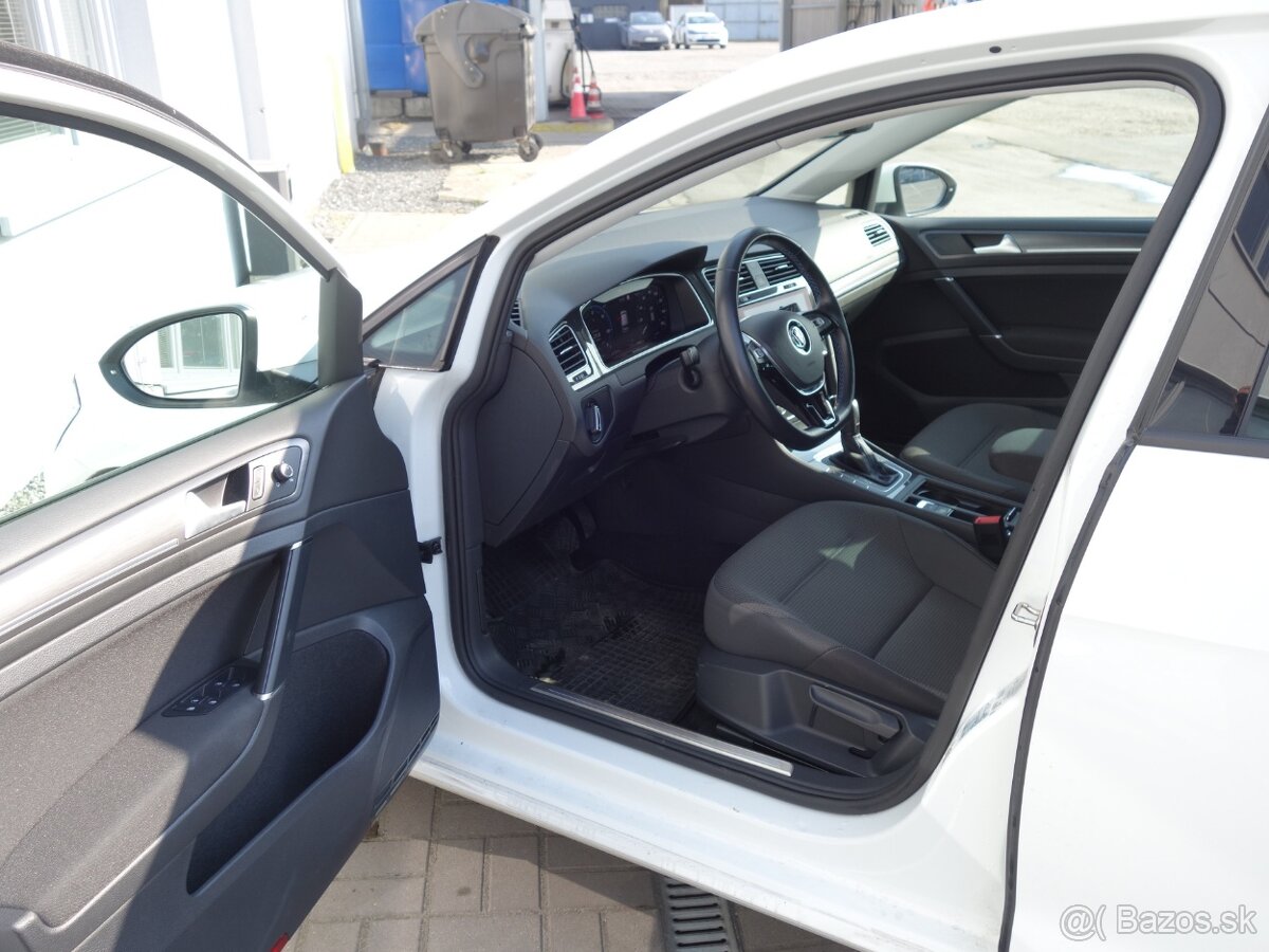 Golf VII Lim. e-Golf, 100kW, Virtual kokpit, DPH - 11