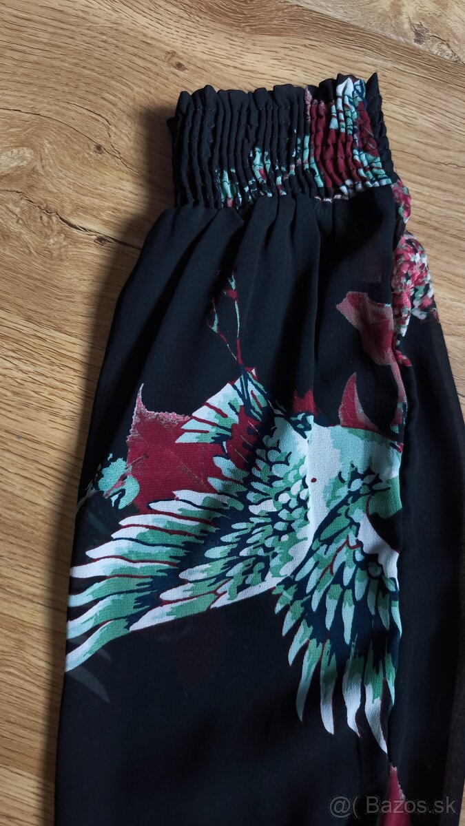 Čierne vzorovaná šaty - 11