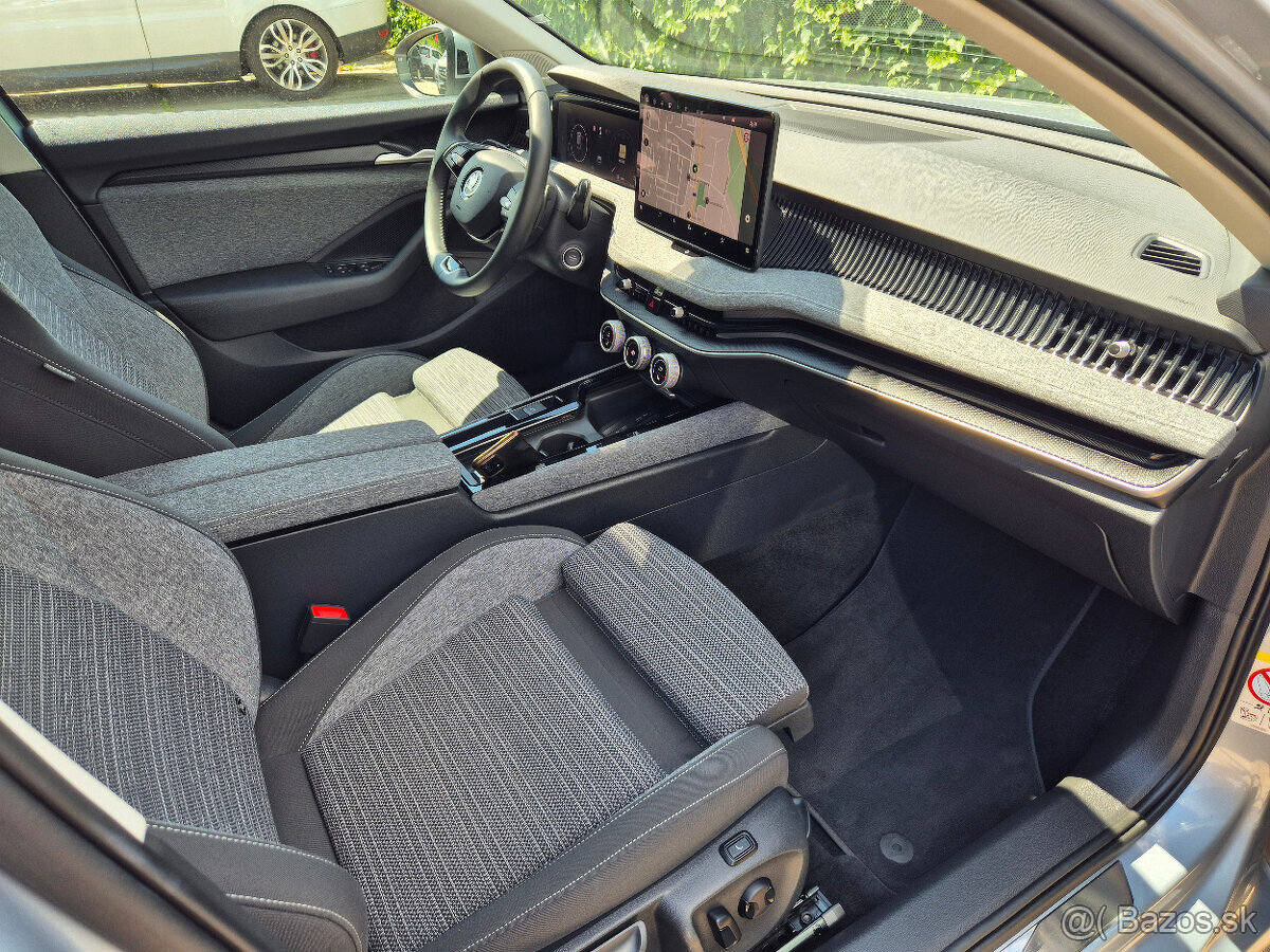 Škoda Superb Combi 2.0 TDI SCR Style DSG, nový model - 11