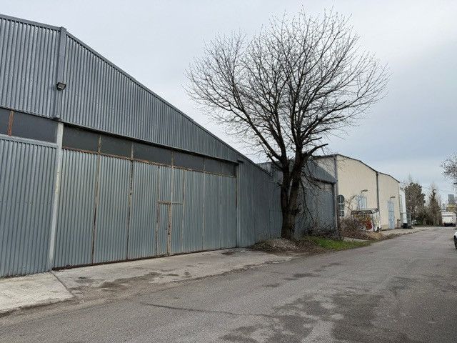 ZNÍŽENÁ CENA Predaj haly na Skladovej ulici v Trnave - Skve - 11