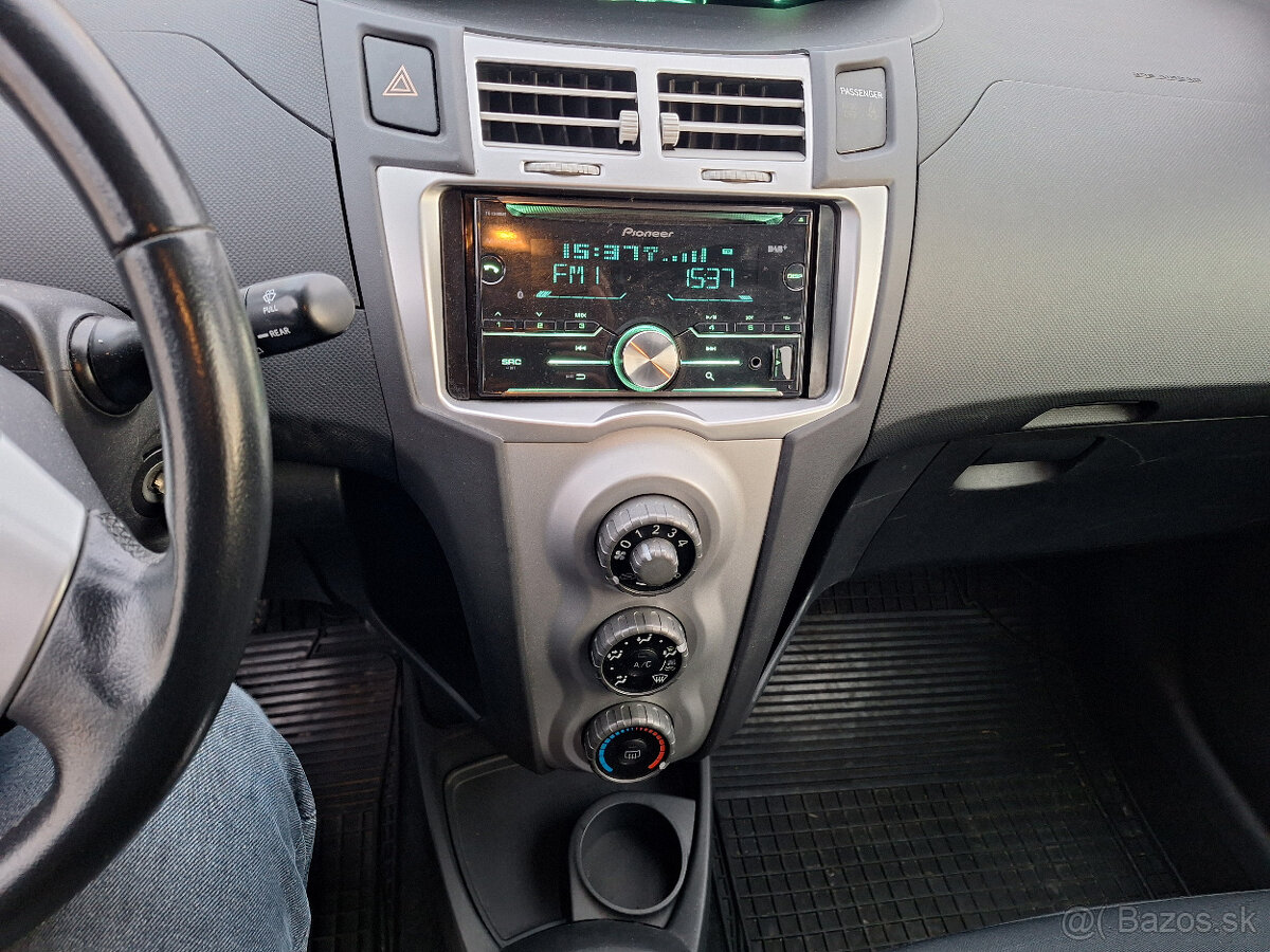 Toyota Yaris 1,4D-4D 66 kW Automat 5 - 11