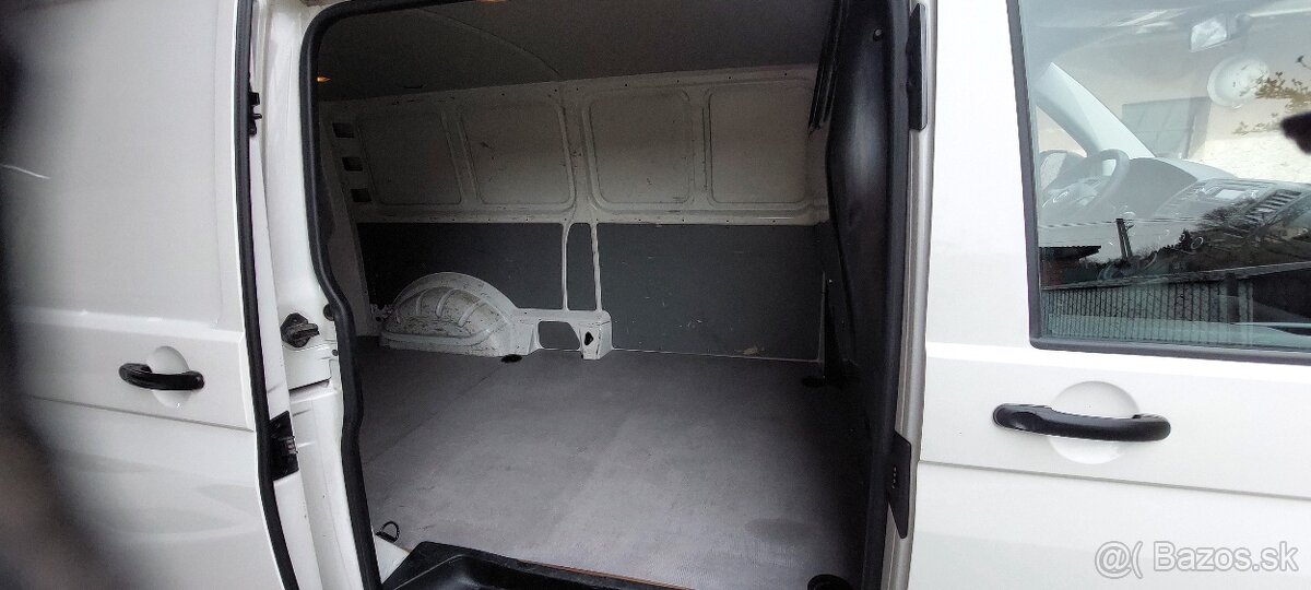 Volkswagen Transporter T5 2.0 TDI 140k LONG - 11