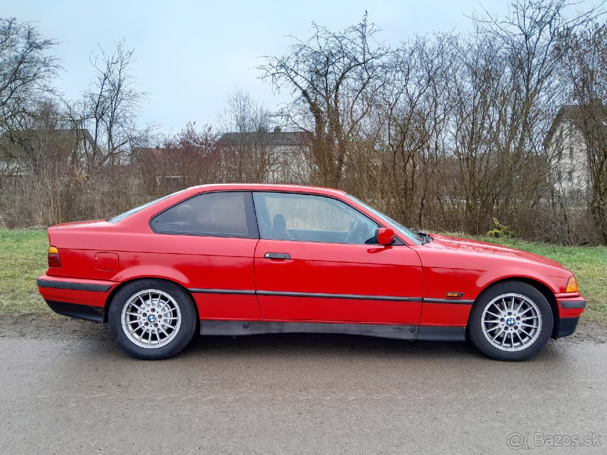 BMW E36 316i Coupe – originál stav, investičná príležitosť - 11
