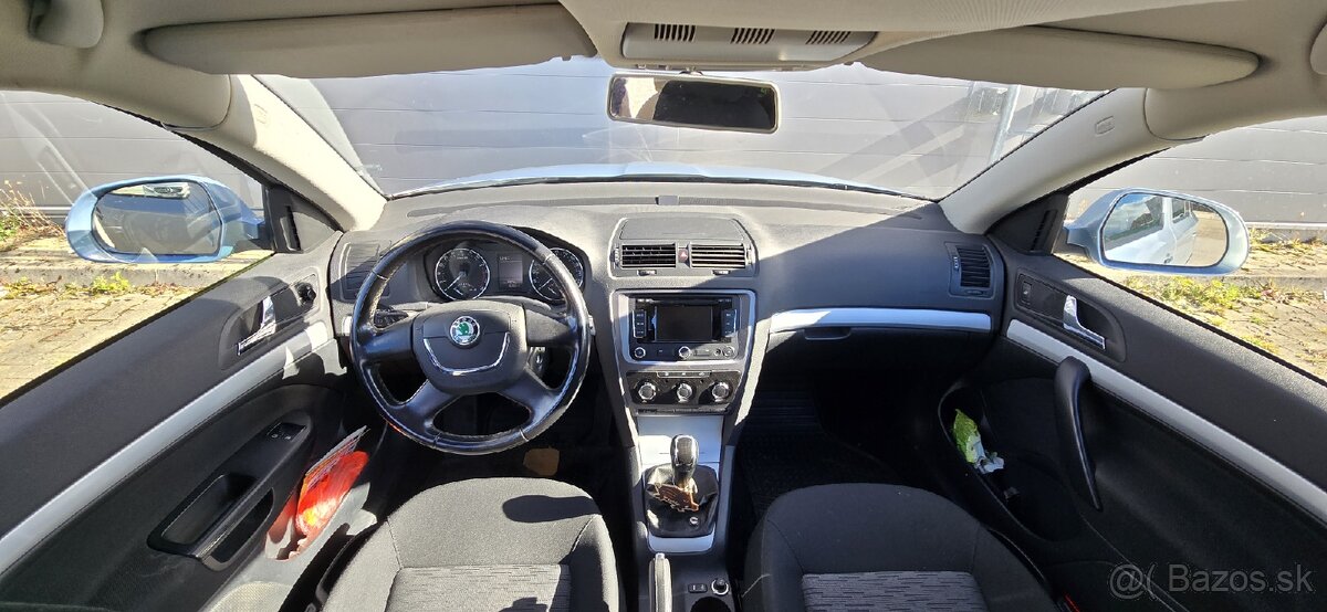 Škoda Octavia Combi 1.6 TDi 77kw - 11