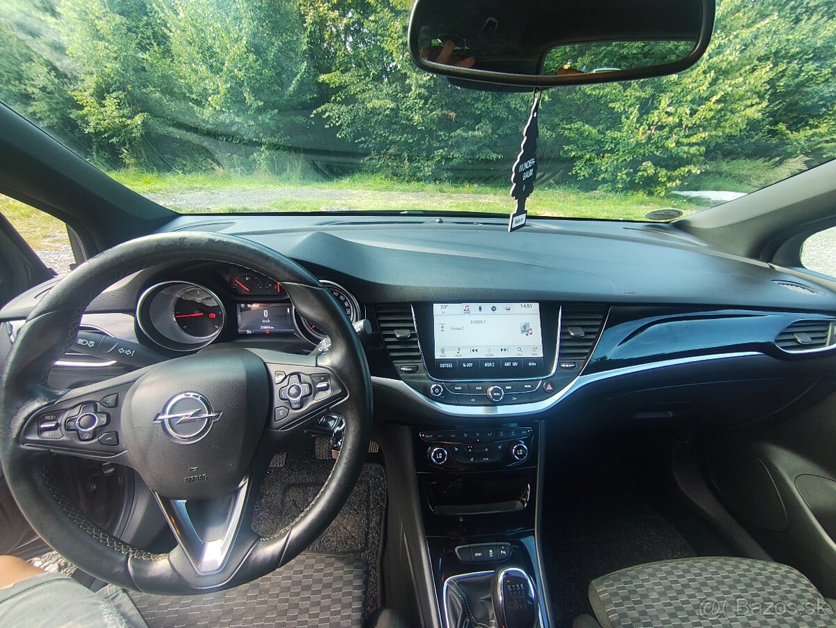 Opel Astra ST 1.6 CDTI 110k Innovation - možný leasing, úver - 11