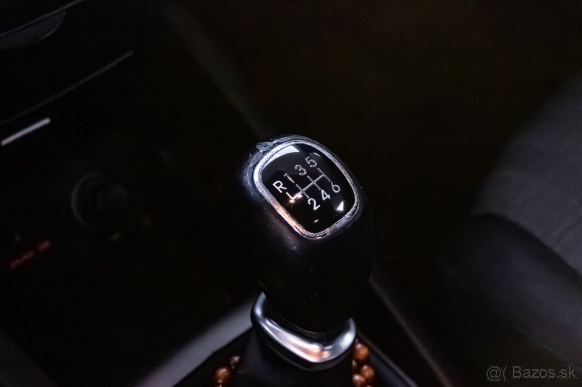 Kia Pro Cee´d 1.6 CRDi 85kW M6 / TOP STAV / - 11