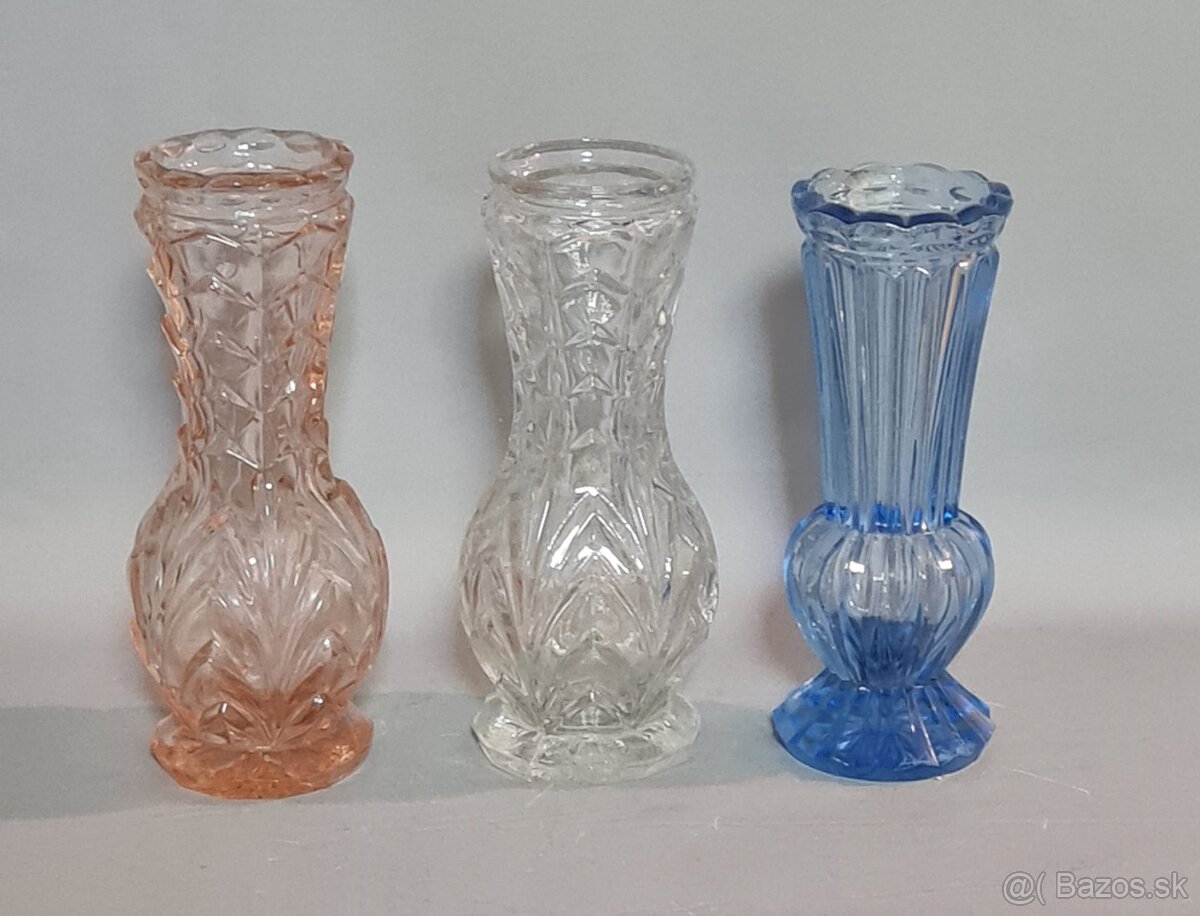 Retro sklenené vázy 1 - 11