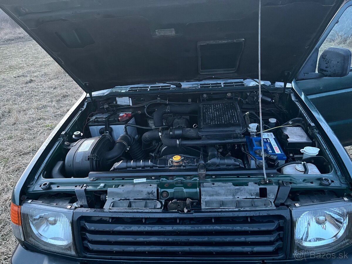 Mitsubishi pajero 2.5td 73kw 1997 - 11