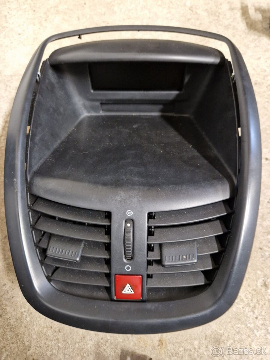 Diely interiéru Peugeot 207 - 11