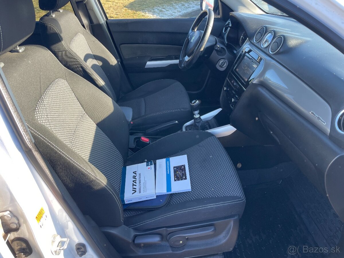 SUZUKI VITARA 1,6DDiS 88kw 4X4 Tažné bez koroze 2015 - 11
