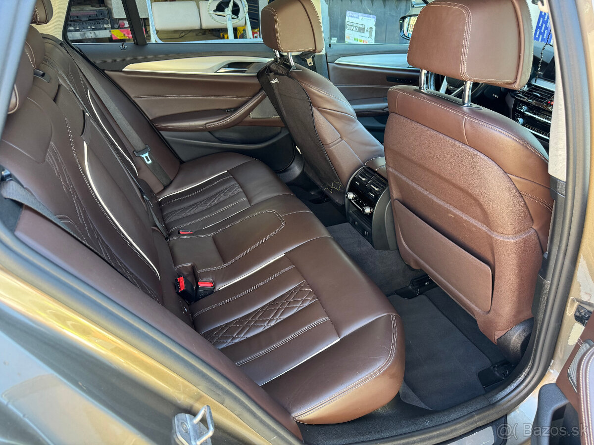 BMW Rad 5 Touring 530d xDrive A/T - 11