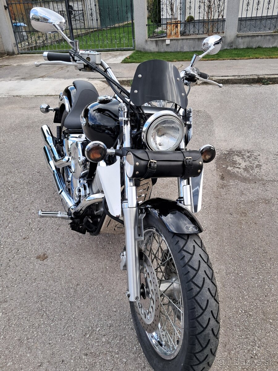 Yamaha XVS 1100 DragStar - 11