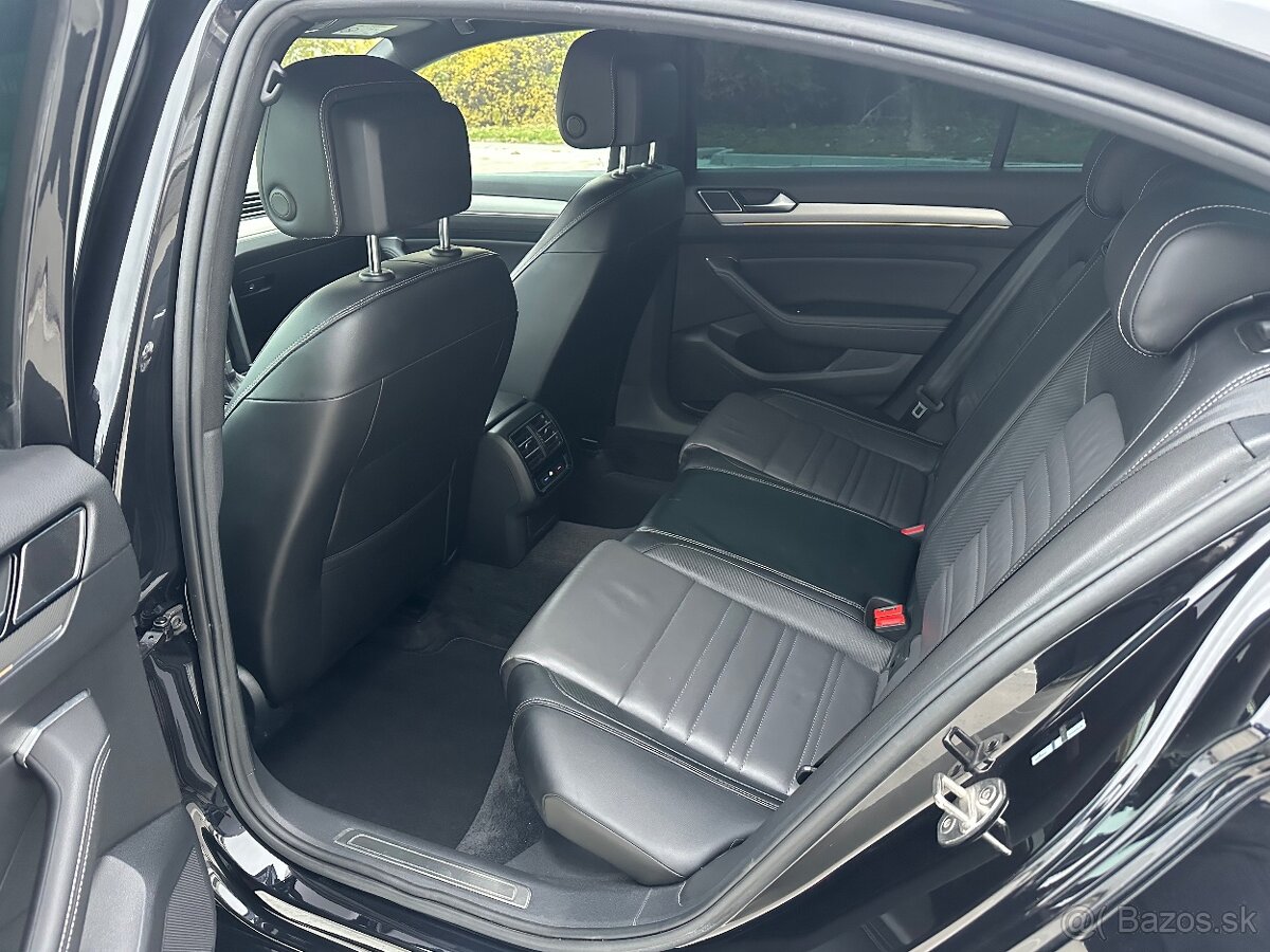 Volkswagen Passat 2.0 BiTDI 240k BMT R-Line Highline 4MOTION - 11