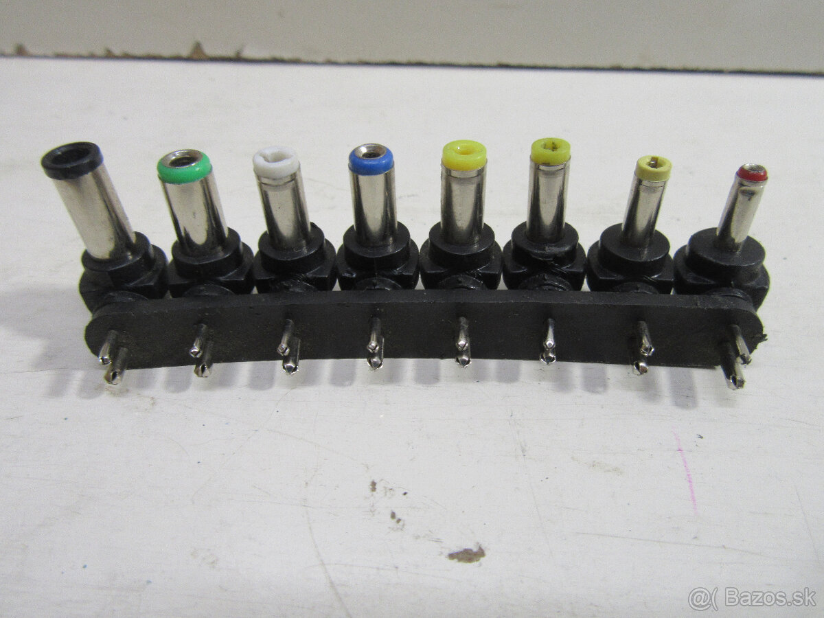 Univerzálna nabíjačka pre noteboky do 5,5A- 96W - 11