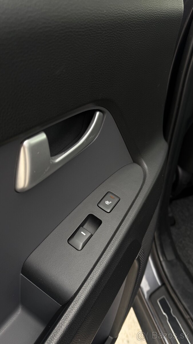 Kia Sportage - 11