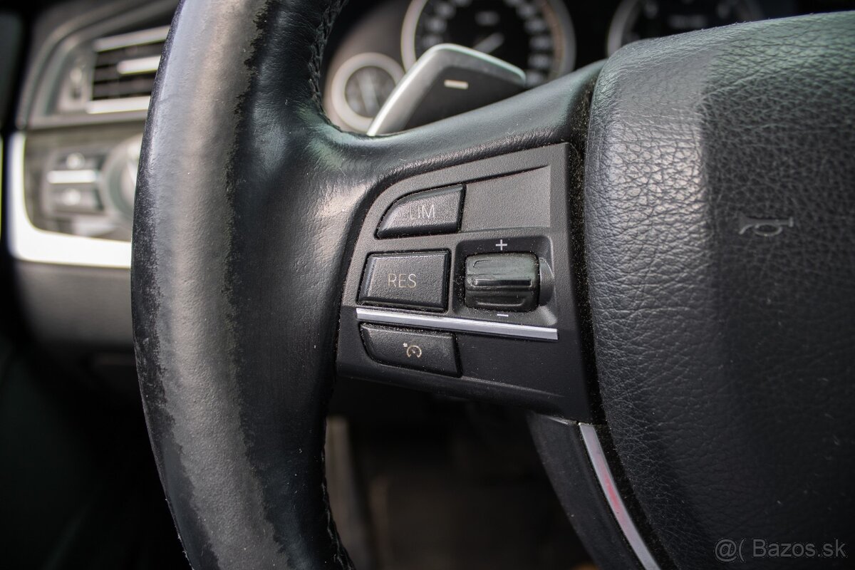 BMW Rad 5 Touring 530d xDrive - 11