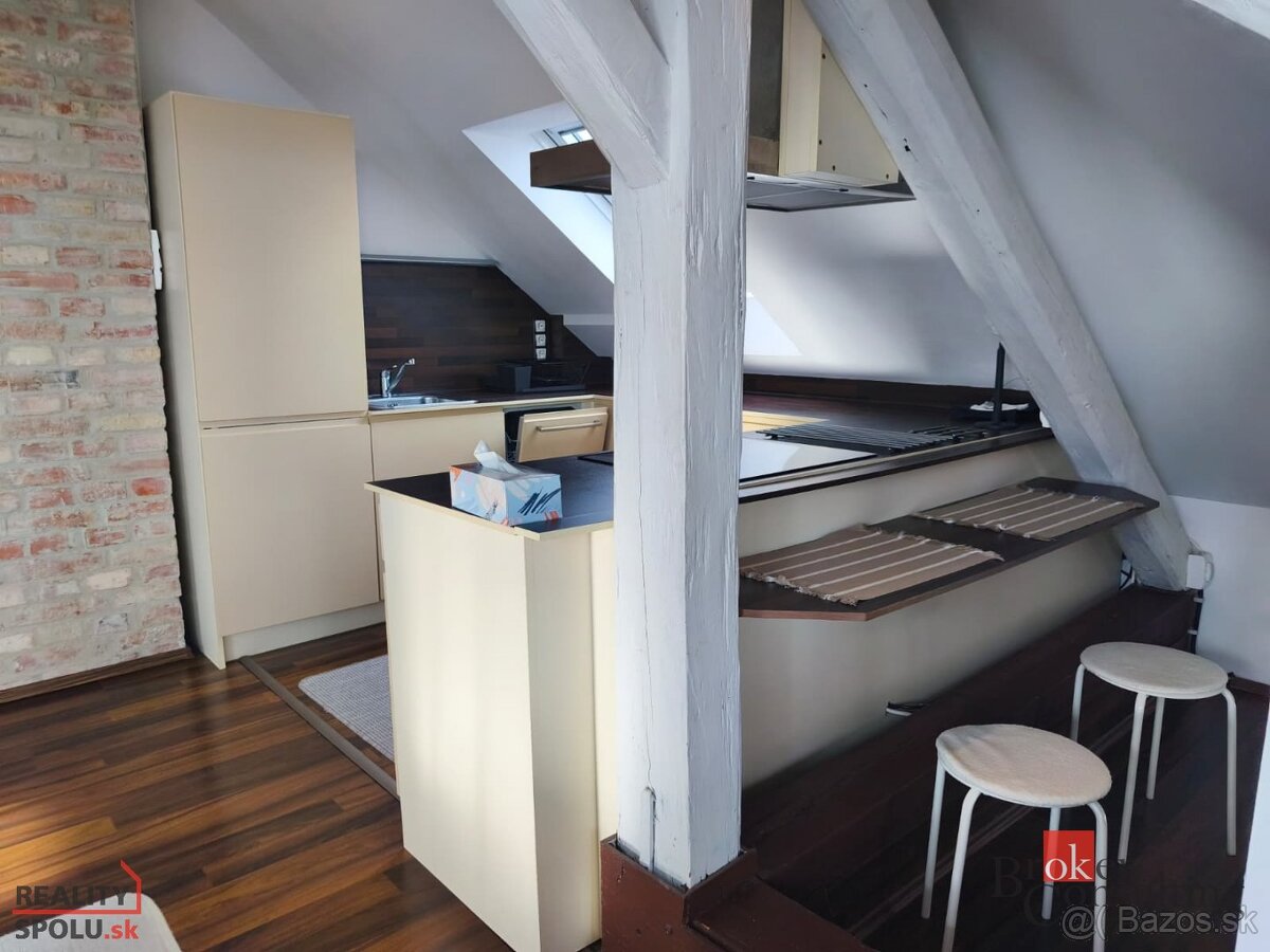 PRENÁJOM - 2 izbový byt v Starom Meste - 11
