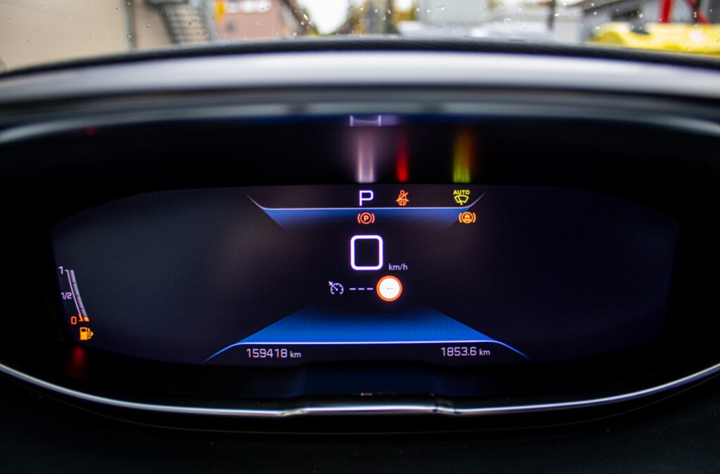 Peugeot 5008 1.2 PureTech 130 E6d-ISC Allure - ODPOČET DPH - 11