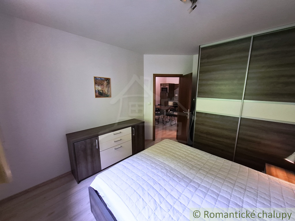 Investičný plne zariadený apartmán v rekreačnom stredisku - 11