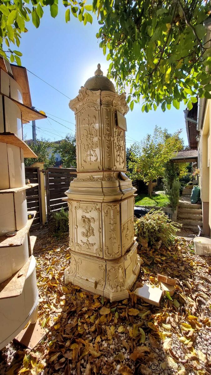 Kachlova pec starožitná - 11