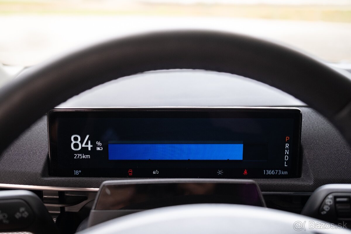 Ford Mustang Mach-E STD RWD 75kWh - odpocet DPH - 94% SoC - 11