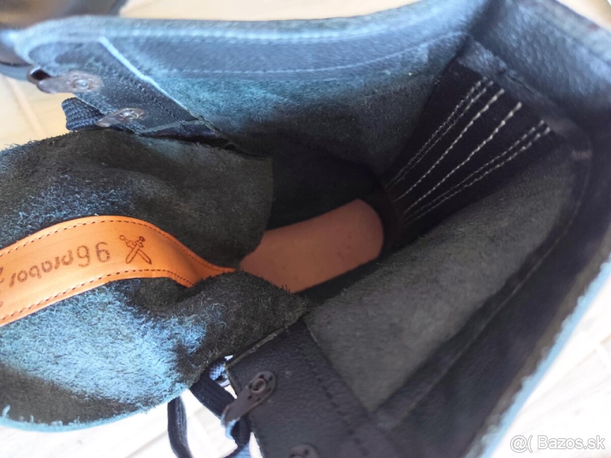 Vojenské kanady VZ.90 - 11