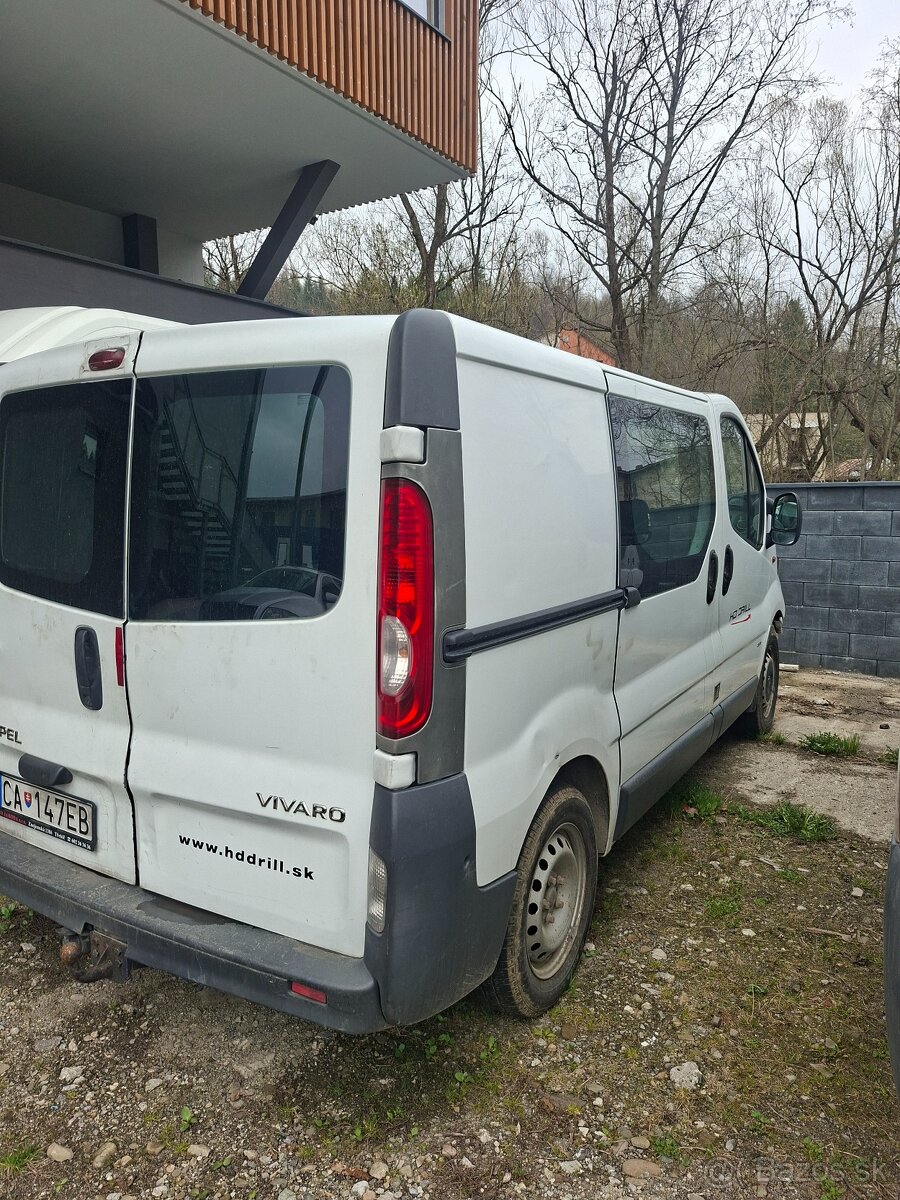 Predám vozidlo značky Opel Vivaro - 11
