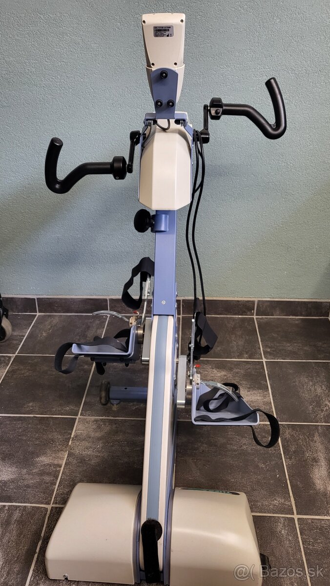 rehabilitačný bicykel na ruky nohy pre ZTP - 11
