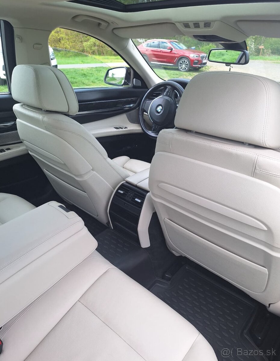 Bmw 750i x drive F01 facelift - 11
