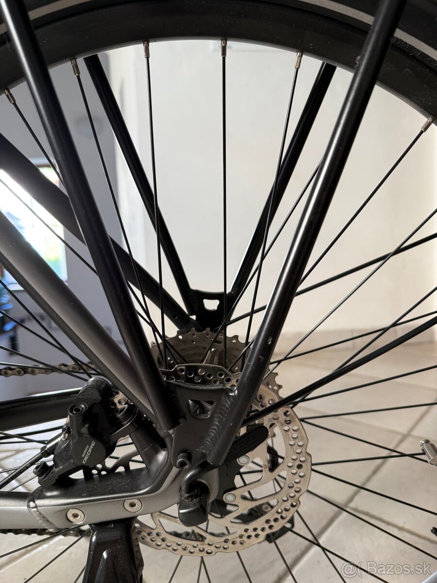 Triumph Trekker GT elektrobicykel Shimano Steps - 11