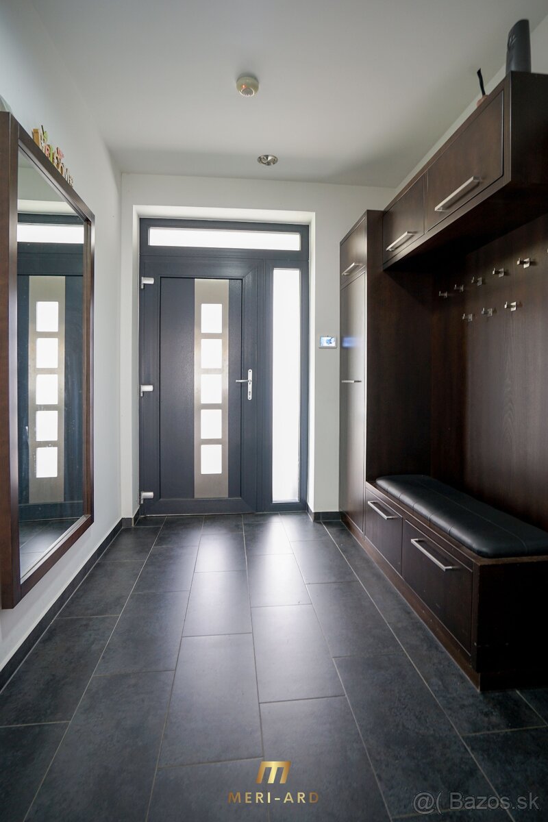 5-izbový RD s perfektnou dostupnosťou do Bratislavy, Lével - 11