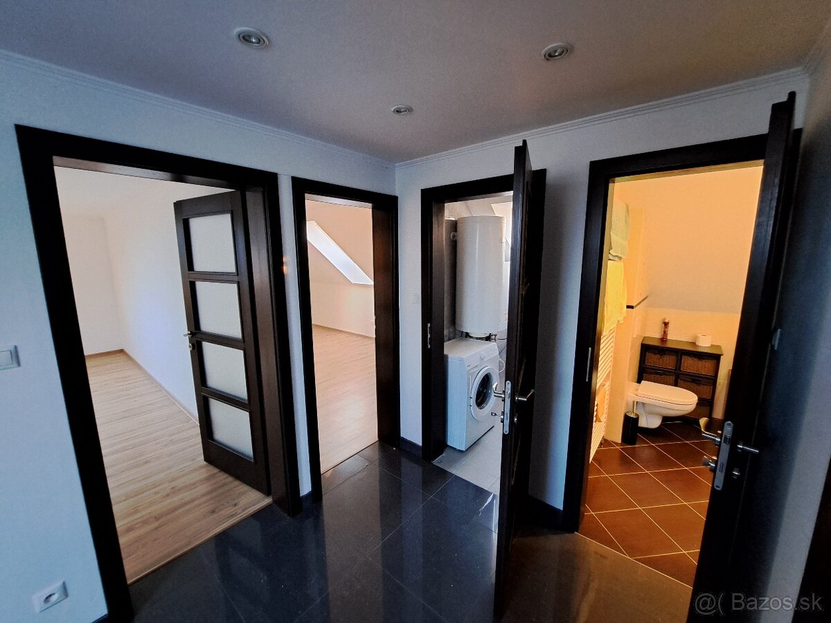 Na PREDAJ 5i NOVOSTAVBA Rodinného domu GAJARY - 11