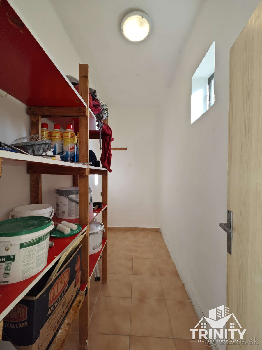 EXKLUZÍVNE-Na predaj 3-izbový rodinný dom v obci Semerovo, 3 - 11