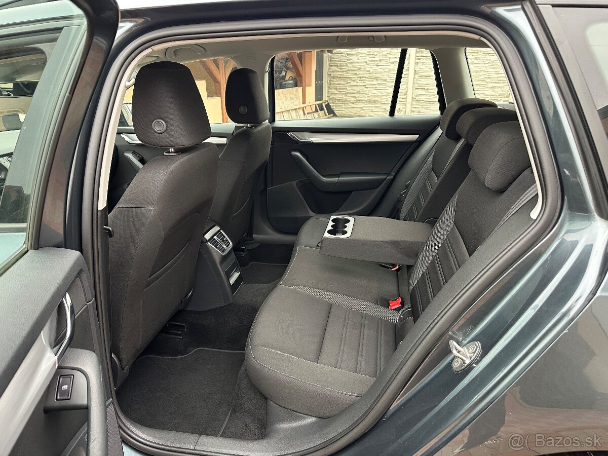 Škoda Octavia IV Combi 1.5 TSI G-TEC DSG Benzín/CNG - 11
