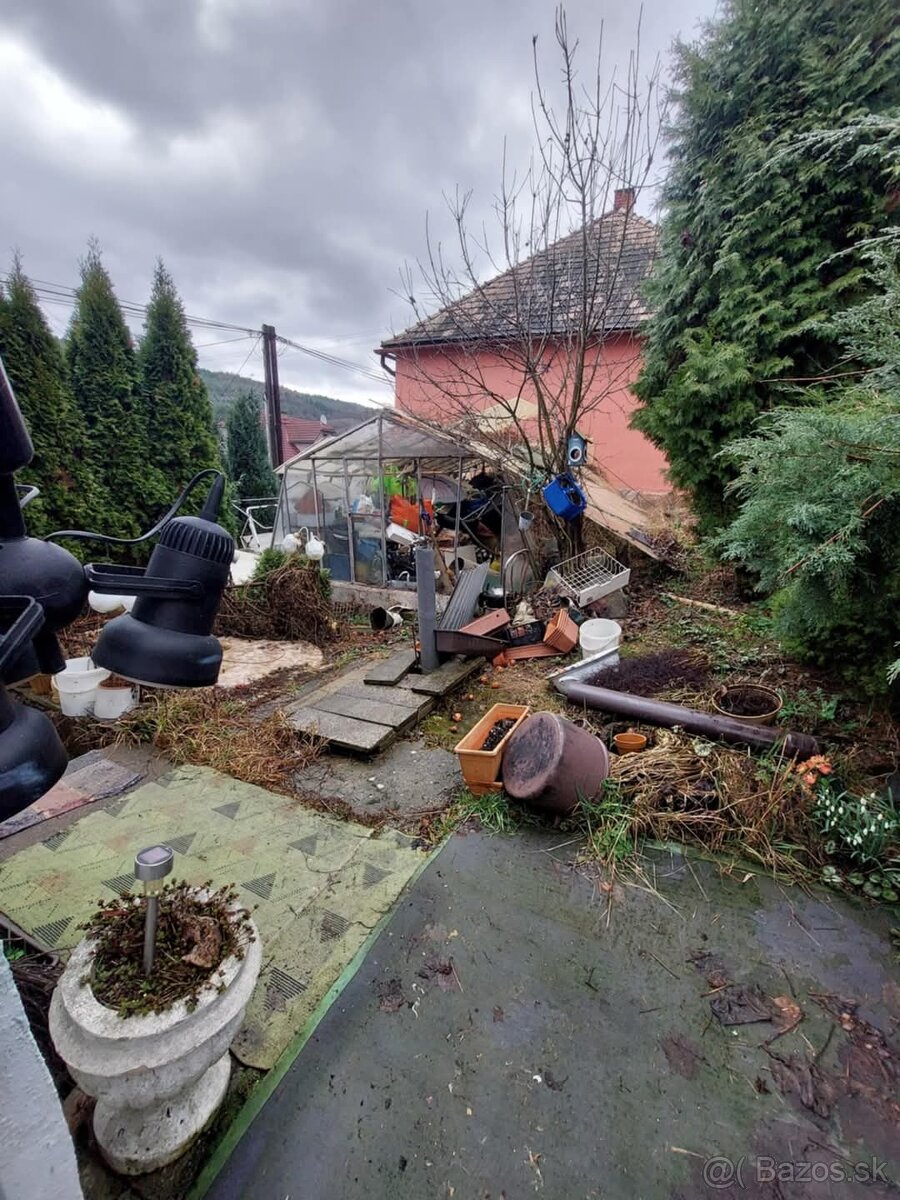 PONÚKAME KOMPLETNÉ VYPRATAVANIE - 11