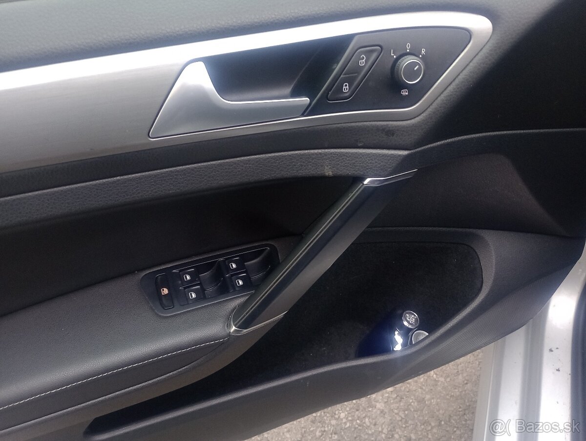 Volkswagen Golf 7 R-line 1.6Tdi - 11