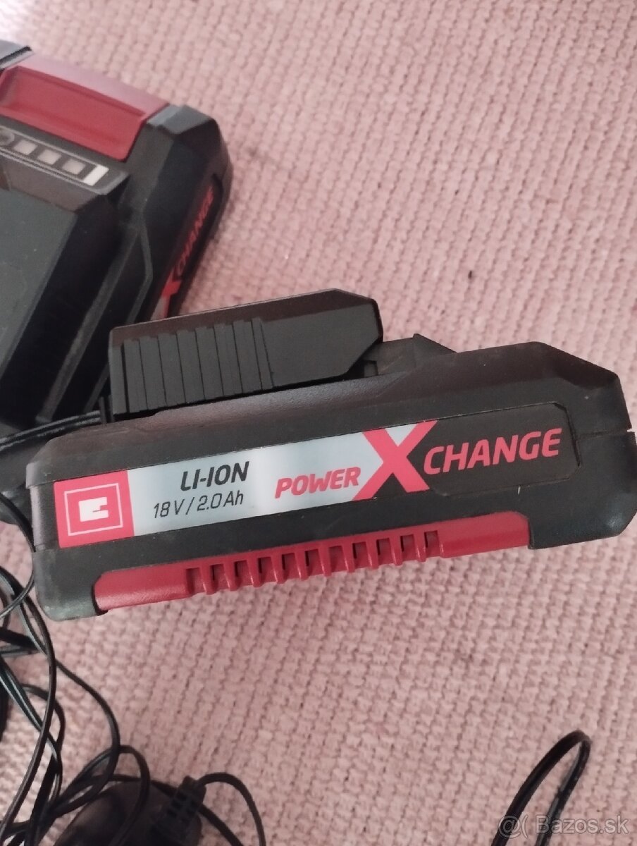 Kosačka Einhell plus baterie a nabíjačky - 11