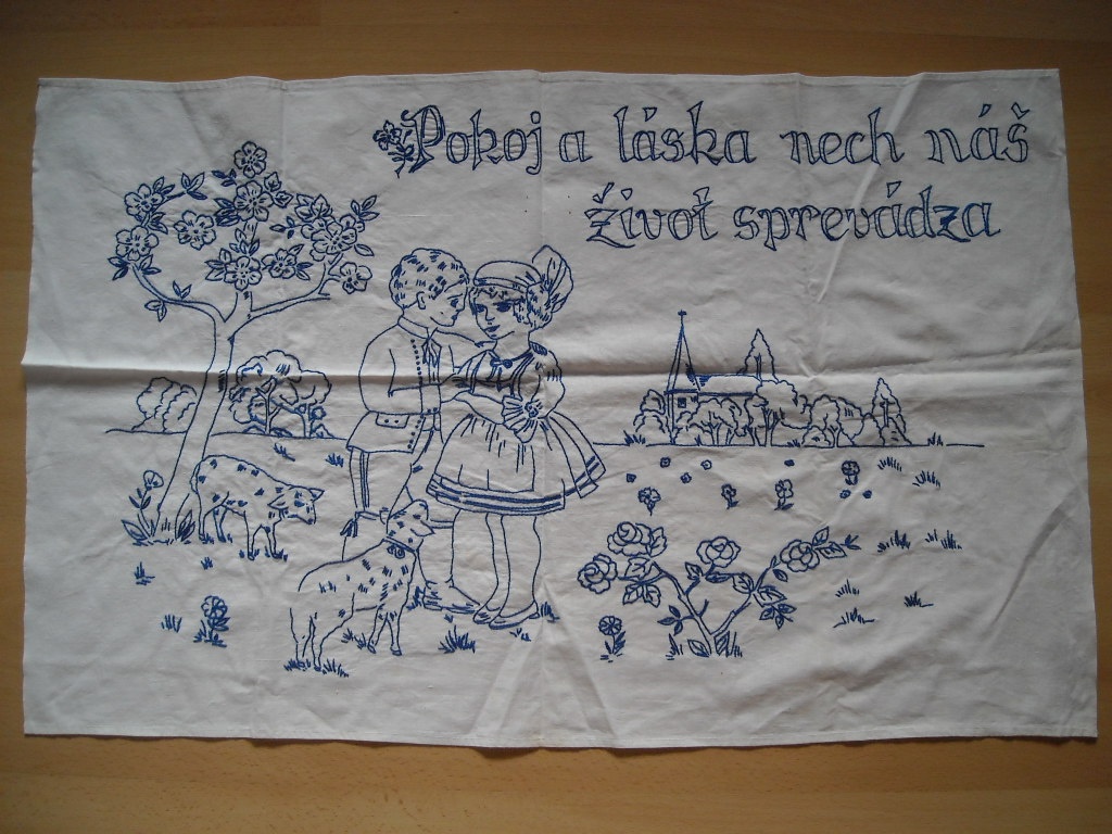 Ručník šatka,vyšívaná nástenka a obrus - 11