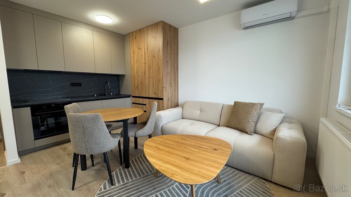 Prenajmem nový 2-izb. byt s balkónom a parkingom - 11