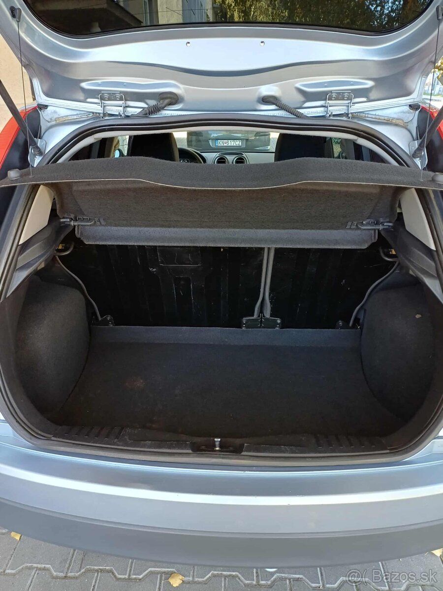 Ford Fiesta 1,25 16V - 11