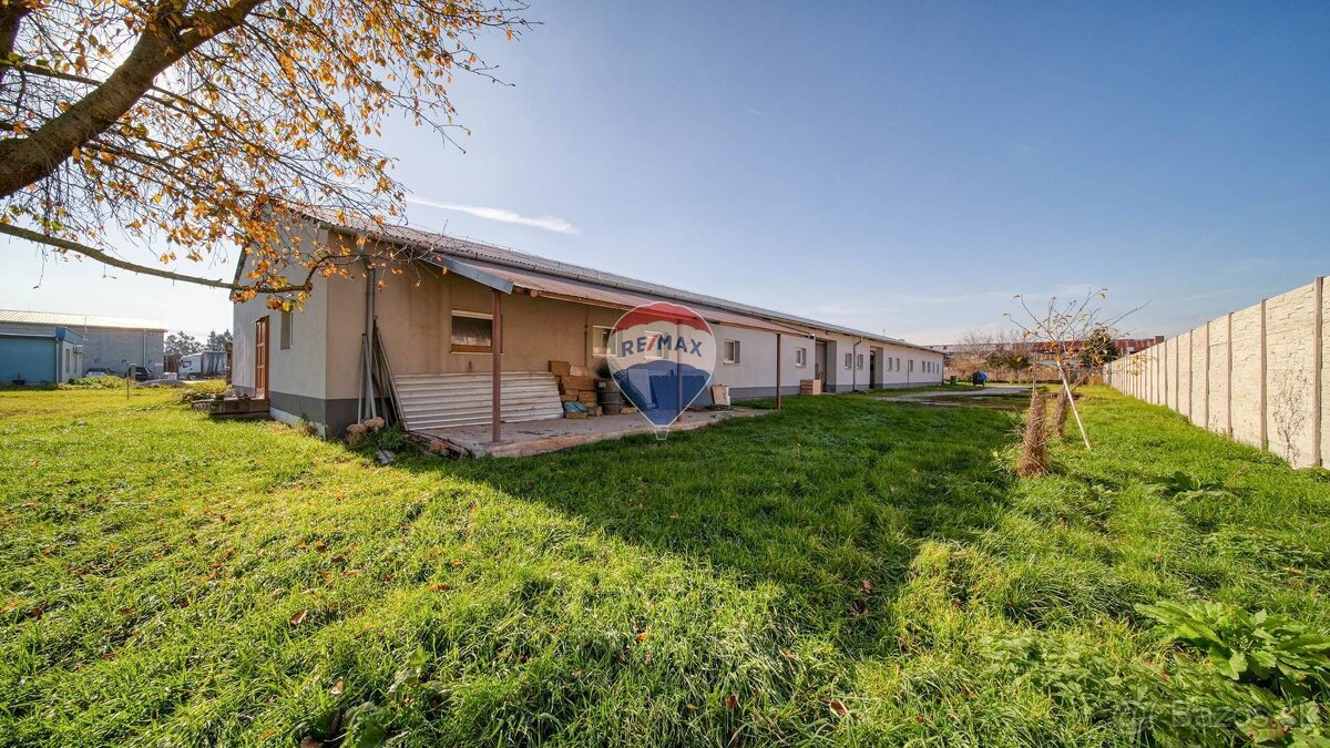 Priemyselný areál na predaj, Rakovice - 11