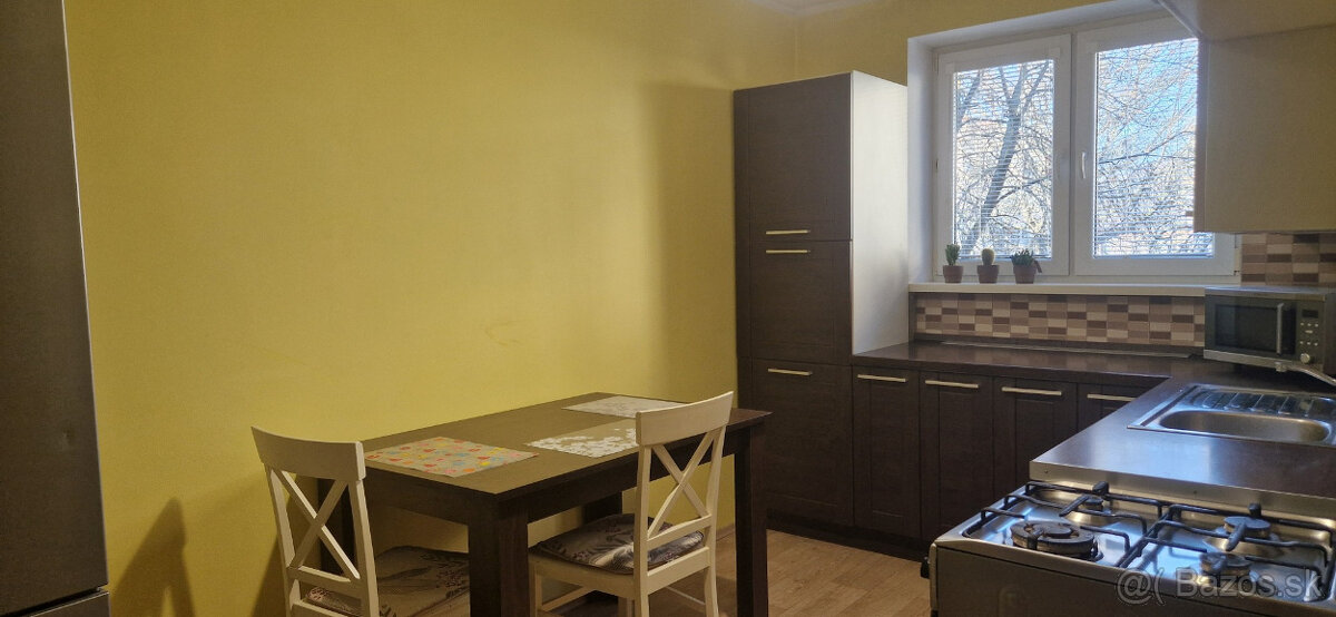 2-izbový byt v širšom centre mesta - 11