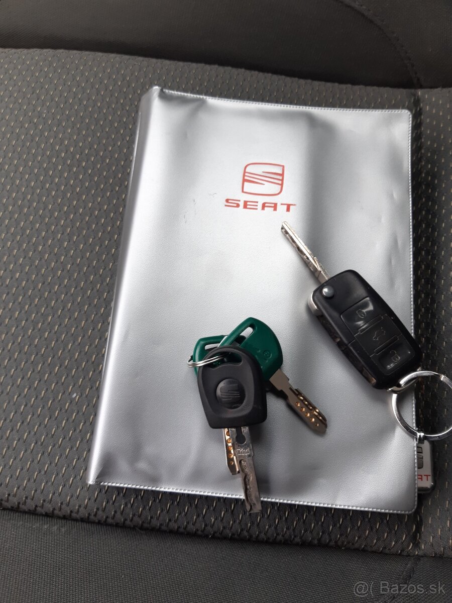 Predám Seat Altea 1,6 benzín 2006 - 11