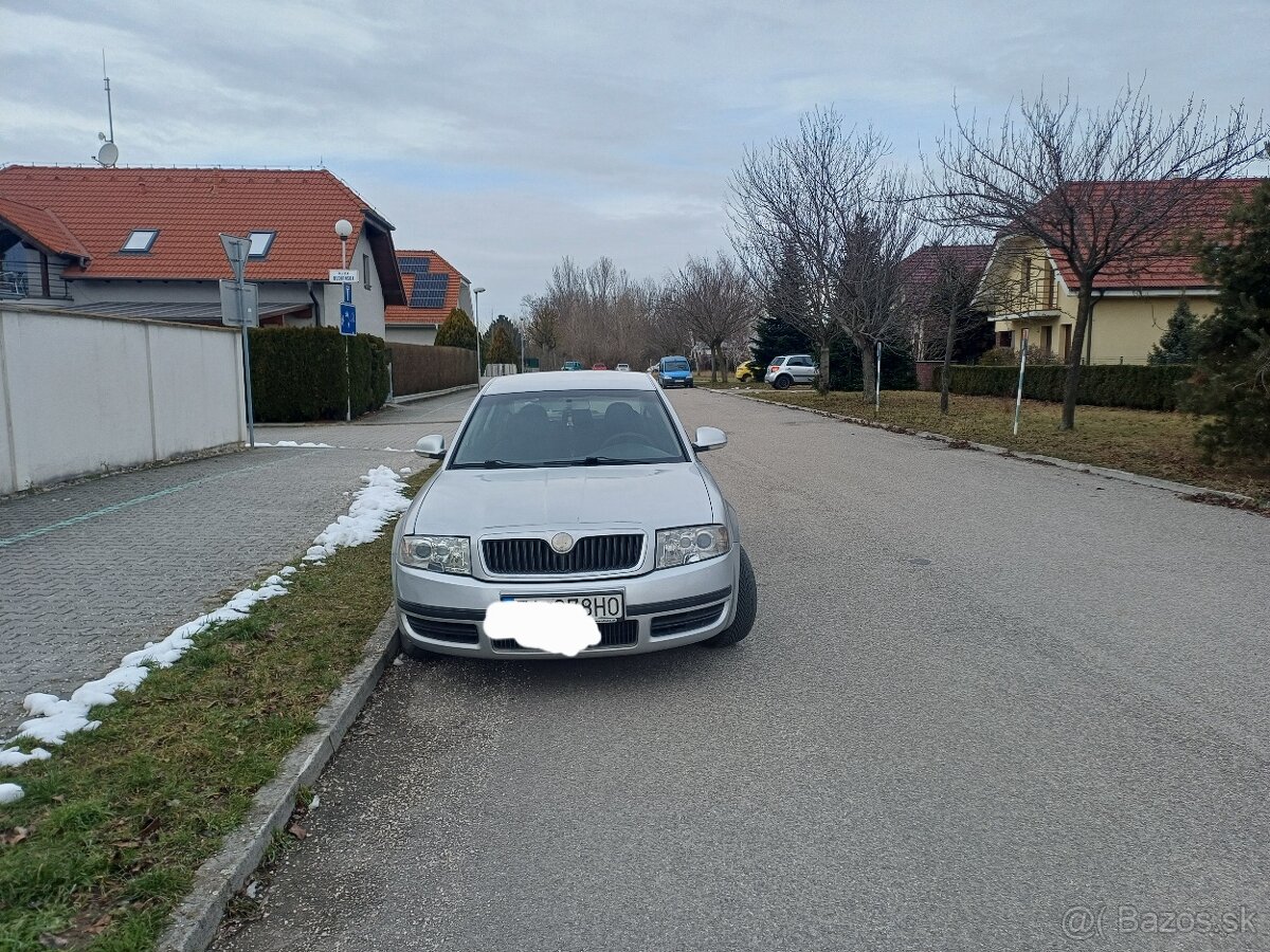 Skoda superB 1.9 tdi .85kw - 11