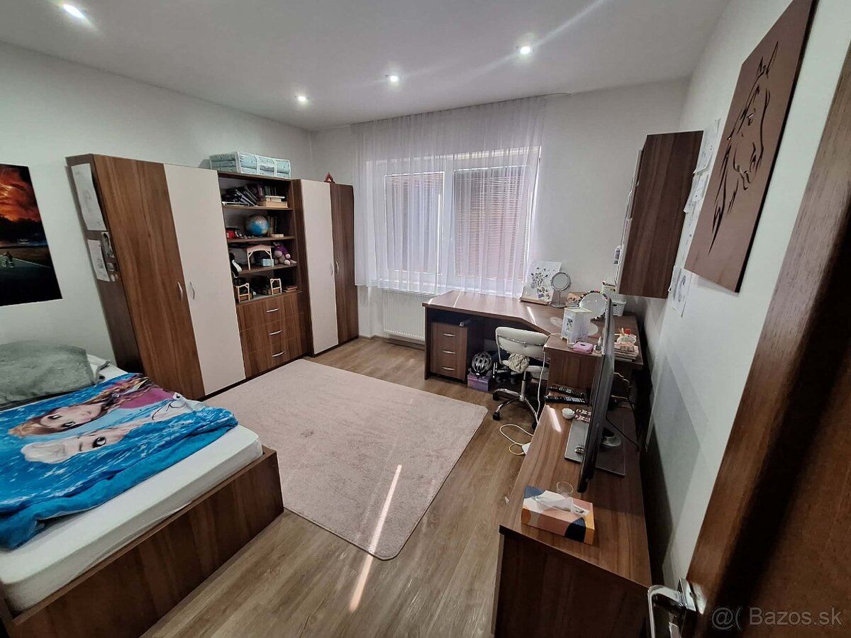 Predaj, rodinný dom v Nových Zámkoch - 11