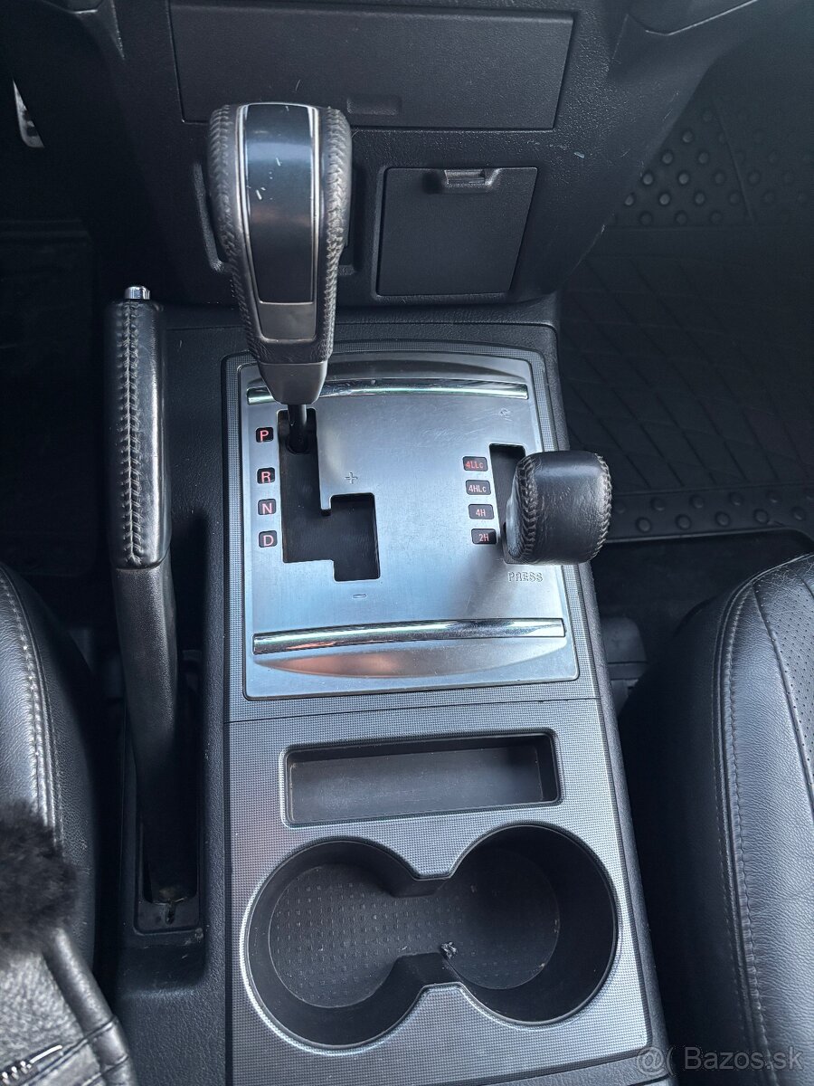 Mitsubishi pajero 3.2 did - 11