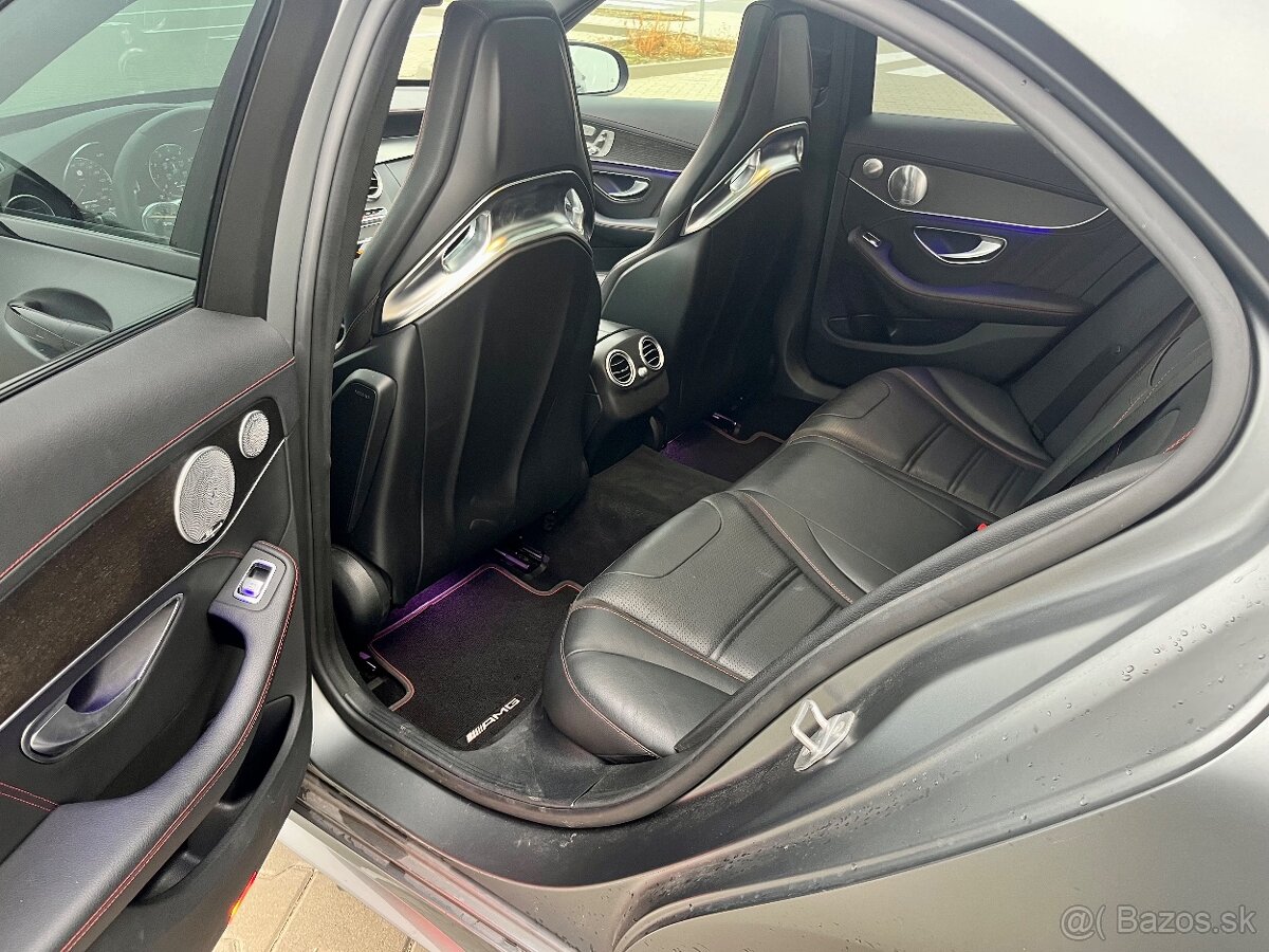 Mercedes-Benz C43 AMG 4MATIC - 11