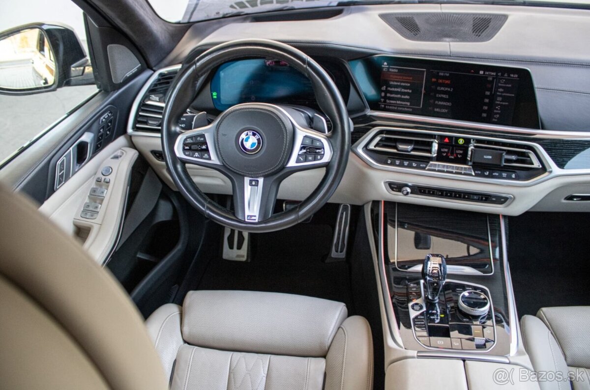 BMW X7 xDrive 4.4 V8 390kw - 11