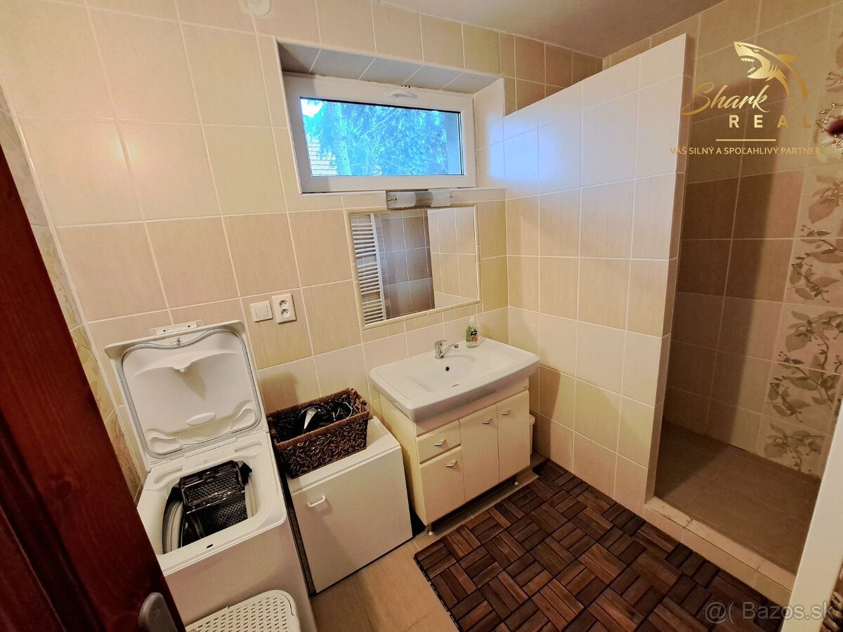 Malebný dom vhodný na celoročné bývanie - 11